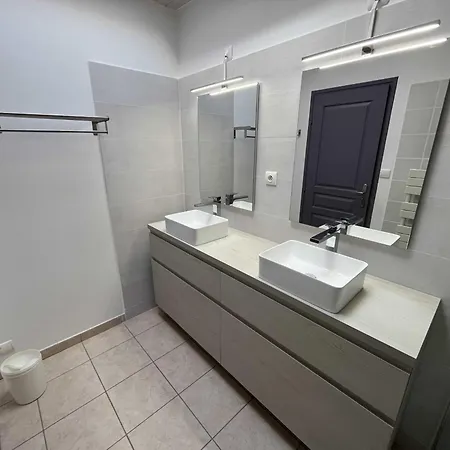 Loizeau 3 בית נופש *